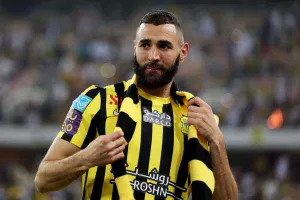 Karim Benzema will lead the line for Al Ittihad as they look to keep pace with leaders Al Hilal 