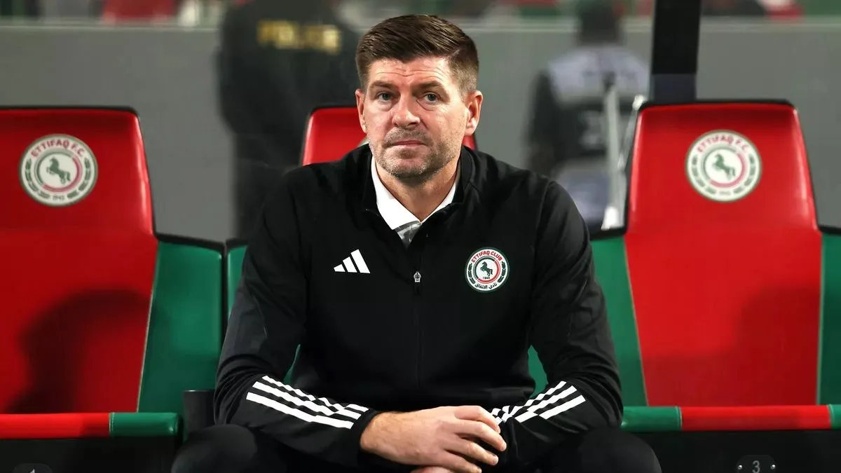 Al Ettifaq fans turned their rage to Steven Gerrard, with the team now winless in six matches